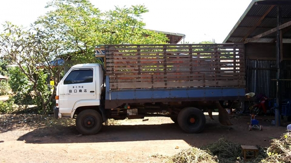 ***ขายแล้วครับขอบคุณ Truck2hand ขาย6ล้อ ช่วงล่างใหญ่ ราคาเบาๆ ISUZU KS วางหัวNPR(ยังไม่ลง) วางเครื่อง4BD1-115ฝาดำ (ลงเล่ม) เกียร์ROCK เครื่องแน่น แรง เกียร์ดีไม่หลุด เกียร์สั้นสายแล้ว ช่วงล่างใหญ่ Fหน้า-หลัง คัสซีเสริมเหล็กบน-ล่าง หนาแข็งแรง ไม่ผุ กระบะปู ***ขายแล้วครับขอบคุณ Truck2hand ขาย6ล้อ ช่วงล่างใหญ่ ราคาเบาๆ ISUZU KS วางหัวNPR(ยังไม่ลง) วางเครื่อง4BD1-115ฝาดำ (ลงเล่ม) เกียร์ROCK เครื่องแน่น แรง เกียร์ดีไม่หลุด เกียร์สั้นสายแล้ว ช่วงล่างใหญ่ Fหน้า-หลัง คัสซีเสริมเหล็กบน-ล่าง หนาแข็งแรง ไม่ผุ กระบะปู