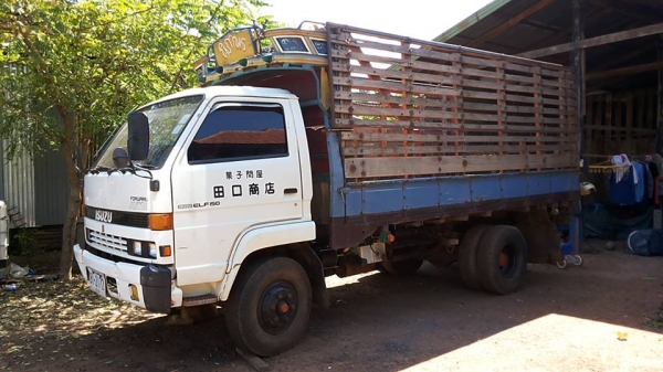 ***ขายแล้วครับขอบคุณ Truck2hand ขาย6ล้อ ช่วงล่างใหญ่ ราคาเบาๆ ISUZU KS วางหัวNPR(ยังไม่ลง) วางเครื่อง4BD1-115ฝาดำ (ลงเล่ม) เกียร์ROCK เครื่องแน่น แรง เกียร์ดีไม่หลุด เกียร์สั้นสายแล้ว ช่วงล่างใหญ่ Fหน้า-หลัง คัสซีเสริมเหล็กบน-ล่าง หนาแข็งแรง ไม่ผุ กระบะปู ***ขายแล้วครับขอบคุณ Truck2hand ขาย6ล้อ ช่วงล่างใหญ่ ราคาเบาๆ ISUZU KS วางหัวNPR(ยังไม่ลง) วางเครื่อง4BD1-115ฝาดำ (ลงเล่ม) เกียร์ROCK เครื่องแน่น แรง เกียร์ดีไม่หลุด เกียร์สั้นสายแล้ว ช่วงล่างใหญ่ Fหน้า-หลัง คัสซีเสริมเหล็กบน-ล่าง หนาแข็งแรง ไม่ผุ กระบะปู