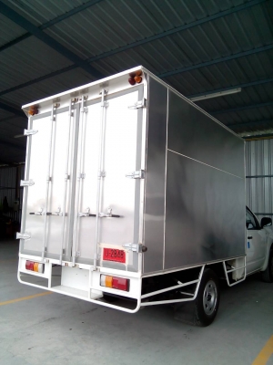 กระบะพื้นเรียบ พร้อมหลังคาอลูมิเนียม  ไม่ต้องซื้อ เพราะมันเป็นของแถม