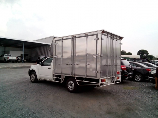 กระบะพื้นเรียบ พร้อมหลังคาอลูมิเนียม  ไม่ต้องซื้อ เพราะมันเป็นของแถม