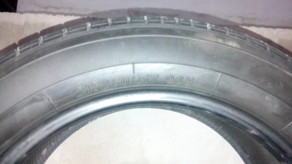 ยาง Yokohama 215/60R17 ปลายปี 2012