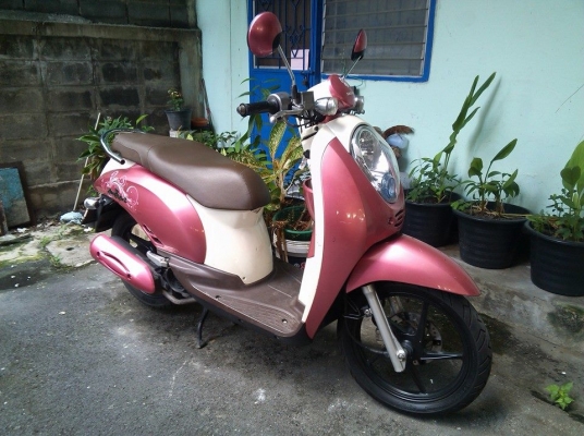 scoopy i ล้อแมก ปี53 สีชมพู เครื่องดีมากๆ 22,000 ยี่ห้อ : Honda ล้อแมก เครื่องดีมาก ไม่ต้องซ่อม พร้อมใช้งาน ภาษี58 เอกสารโอนลอย รามคำแหง1/1