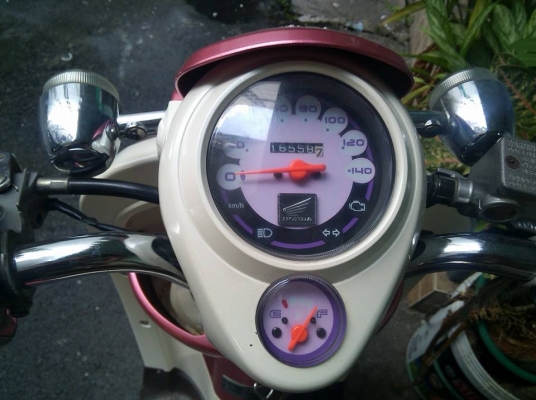 scoopy i ล้อแมก ปี53 สีชมพู เครื่องดีมากๆ 22,000 ยี่ห้อ : Honda ล้อแมก เครื่องดีมาก ไม่ต้องซ่อม พร้อมใช้งาน ภาษี58 เอกสารโอนลอย รามคำแหง1/1