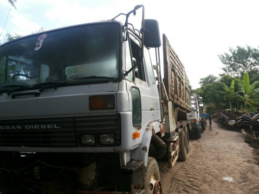 Nissun UD หางปลา 2 เพลา เอกสารไม่มีรถใช้งานได้เลย