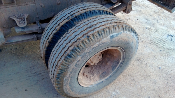 ขายถูก  รถบรรทุก 6 ล้อ NKR  ดั้ม 3 คิว  เครื่อง  88 HP  ช่วงสั้น  ไม่มีทะเบียน