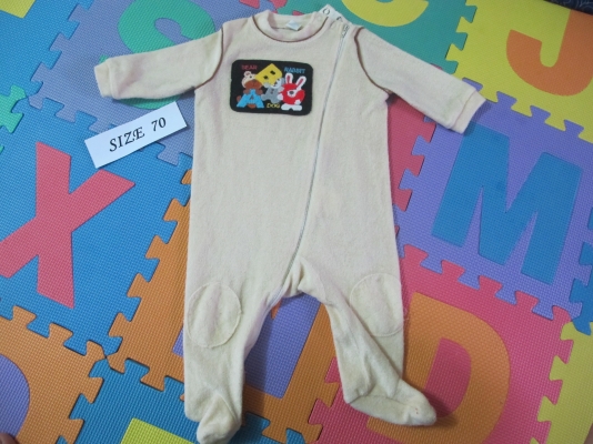 เสื้อผ้าเด็กมือสอง 3 ตัว 100 บาท เสื้อผ้าเด็กมือสอง 3 ตัว 100 บาท