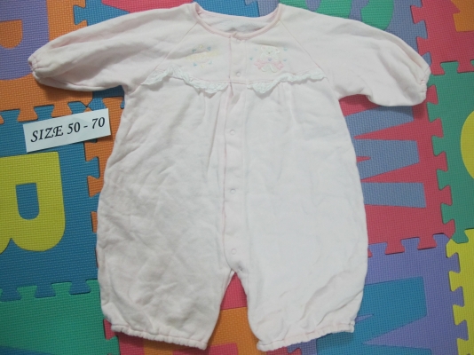 เสื้อผ้าเด็กมือสอง 3 ตัว 100 บาท เสื้อผ้าเด็กมือสอง 3 ตัว 100 บาท