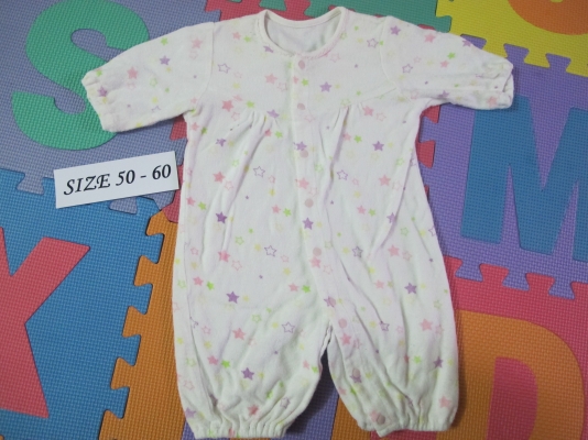 เสื้อผ้าเด็กมือสอง 3 ตัว 100 บาท เสื้อผ้าเด็กมือสอง 3 ตัว 100 บาท