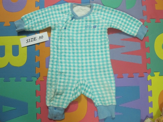 เสื้อผ้าเด็กมือสอง 3 ตัว 100 บาท เสื้อผ้าเด็กมือสอง 3 ตัว 100 บาท