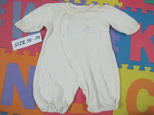 เสื้อผ้าเด็กมือสอง 3 ตัว 100 บาท เสื้อผ้าเด็กมือสอง 3 ตัว 100 บาท