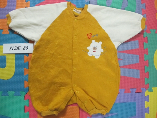 เสื้อผ้าเด็กมือสอง 3 ตัว 100 บาท เสื้อผ้าเด็กมือสอง 3 ตัว 100 บาท