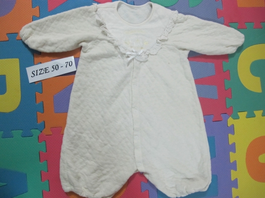 เสื้อผ้าเด็กมือสอง 3 ตัว 100 บาท เสื้อผ้าเด็กมือสอง 3 ตัว 100 บาท