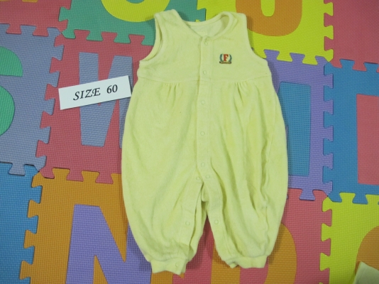 เสื้อผ้าเด็กมือสอง 3 ตัว 100 บาท เสื้อผ้าเด็กมือสอง 3 ตัว 100 บาท