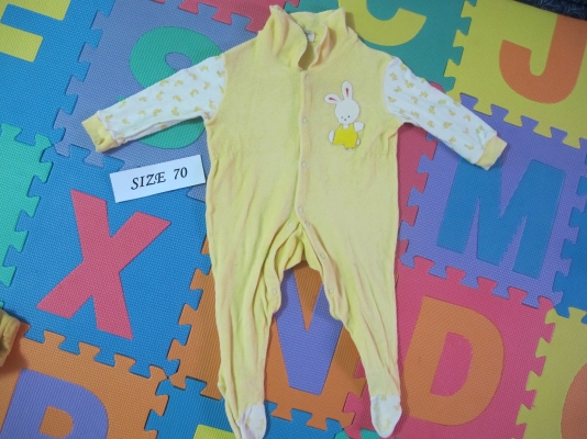 เสื้อผ้าเด็กมือสอง 3 ตัว 100 บาท เสื้อผ้าเด็กมือสอง 3 ตัว 100 บาท