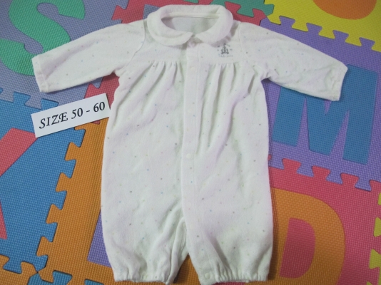 เสื้อผ้าเด็กมือสอง 3 ตัว 100 บาท เสื้อผ้าเด็กมือสอง 3 ตัว 100 บาท