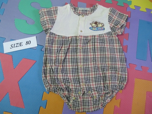 เสื้อผ้าเด็กมือสอง 3 ตัว 100 บาท เสื้อผ้าเด็กมือสอง 3 ตัว 100 บาท