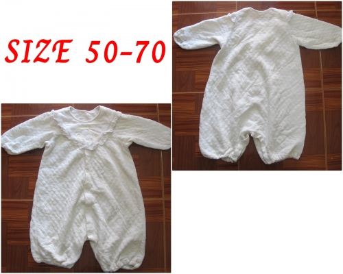 เสื้อผ้าเด็กมือสอง 3 ตัว 100 บาท เสื้อผ้าเด็กมือสอง 3 ตัว 100 บาท