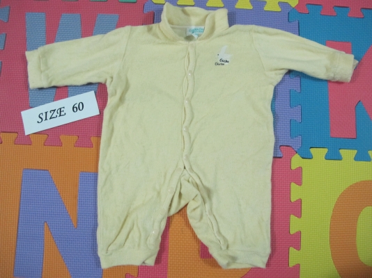 เสื้อผ้าเด็กมือสอง 3 ตัว 100 บาท เสื้อผ้าเด็กมือสอง 3 ตัว 100 บาท