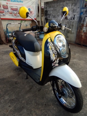 Scoopy i ลายแอคทีฟบอย หัวฉีดประหยัดน้ำมัน สวยๆไร้ริ้วรอย ราคาถูกครับ