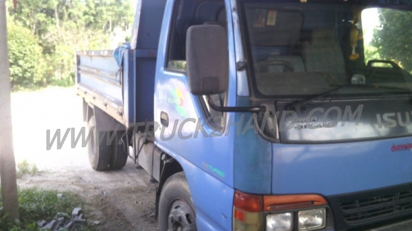 รถบรรทุก 6 ล้อดัมพ์ ยี่ห้อ ISUZU EURO2 เครื่อง 130 แรงม้า รถบรรทุก 6 ล้อดัมพ์ ยี่ห้อ ISUZU EURO2 เครื่อง 130 แรงม้า