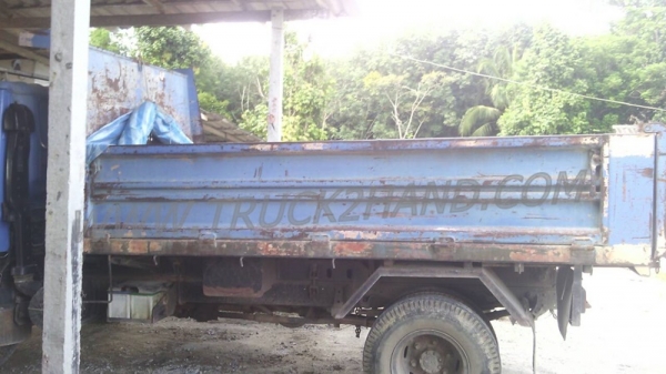 รถบรรทุก 6 ล้อดัมพ์ ยี่ห้อ ISUZU EURO2 เครื่อง 130 แรงม้า รถบรรทุก 6 ล้อดัมพ์ ยี่ห้อ ISUZU EURO2 เครื่อง 130 แรงม้า