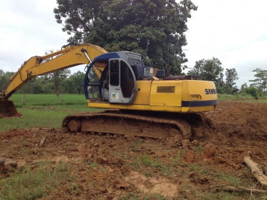 ขายแบคโคSAMSUNG SE210 LC-2 เครื่องเดิม ปั้มเดิม เอวแน่น ไม่โหลด ทำงานเร็ว บูมอาร์มดี โซ่ดี สภาพพร้อมใช้งาน สนใจโทร 090-8588220คุณนะ ID:narong498 หรือ www.truck.in.th/498 FB:ณรงค์ ซื้อขายรถมือสอง