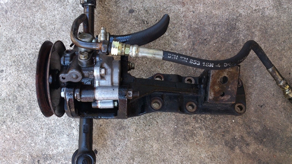 ขายชุดพวงมาลัยเพาเวอร์ตู้โตโยต้าหัวจรวด