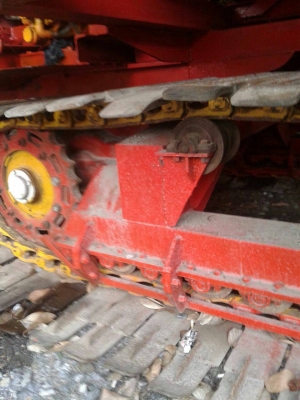 ขายรถเกี่ยวข้าว ไทยเจริญ อุ้ม 2.5 ตัน   เครื่อง 195 เทอร์โบตัวเดิน 10 ปั้มไดกิ้น 22ราคาต่อลองได้ครับ