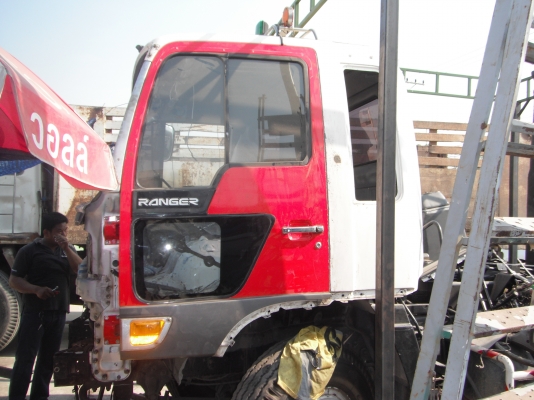 รับซ่อมรถ อุบัติเหตุ หนักเบา เก็บงาน ทำสี