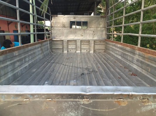 6 ล้อกลาง กะบะสแตนเลส