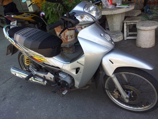 Wave 125s สตาร์ทมือ Wave 125s สตาร์ทมือ