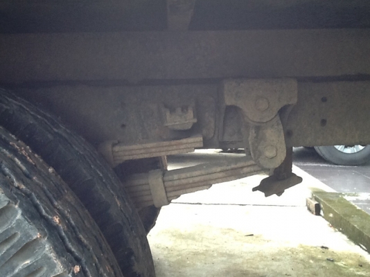 หกล้อโต้โยต้า พื้นเรียบ  ติดเครน  2.5 ตัน   พร้อมใช้งาน  เล่มพร้อม...