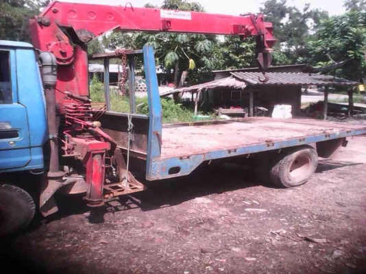 หกล้อโต้โยต้า พื้นเรียบ  ติดเครน  2.5 ตัน   พร้อมใช้งาน  เล่มพร้อม...