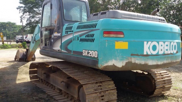 ขายรถแบคโฮ KOBELCO SK200 - 8  ปี 2554 เอวแน่น ช่วงล่างเยี่ยม