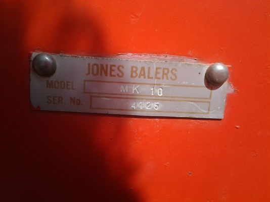 ขายตามสภาพเครื่องอัดฟางใช้งานได้เลย ขายตามสภาพเครื่องอัดฟางใช้งานได้เลย