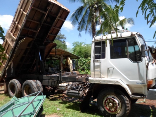 เหมา ขาย PC200-5 Hino 929 ท้ายลาด FUSO FN527 MA