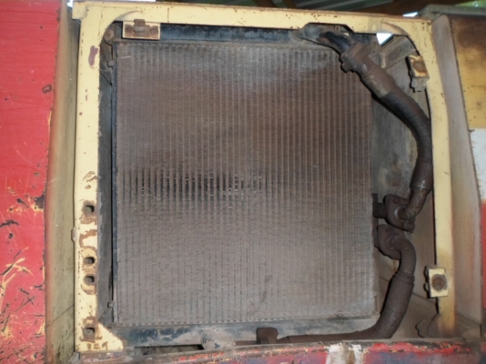 เหมา ขาย PC200-5 Hino 929 ท้ายลาด FUSO FN527 MA