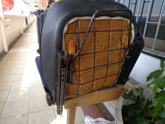 อยู่ห้วยขวางขายเบาะผ้า สภาพดี ไม่มีขาด ของเก็บ คู่ละ1,000บาท