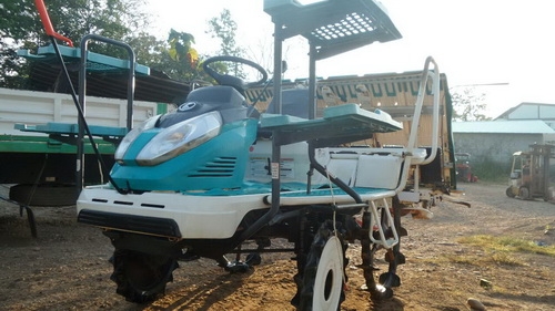 ขายรถปลูกข้าวคูโบต้า 6 แถว แบบนั้งขับ พร้อมใช้