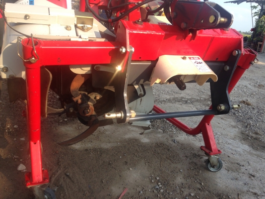 เครื่องปั้นคันนา KOBASHI BR750 MHT เหมาะกับรถไถ 25 แรงขึ้นไป เครื่องปั้นคันนา KOBASHI BR750 MHT เหมาะกับรถไถ 25 แรงขึ้นไป