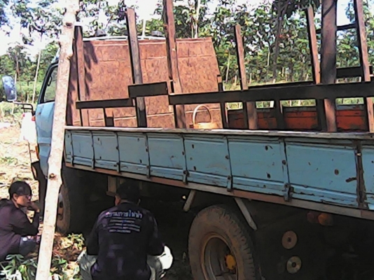 ขาย 6 ล้อ KS เครื่ิองอิซูซุ 110 แรงเอฟหน้าหลัง ปี 42 ขาย 6 ล้อ KS เครื่ิองอิซูซุ 110 แรงเอฟหน้าหลัง ปี 42