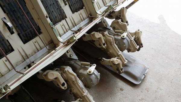 รถปลูกข้าวนั่งขับ MITSUBISHI เก่าญี่ปุ่น ดำนา 5 แถว สภาพสวย เครื่องยนต์ติดง่าย สภาพพร้อมใช้งาน รถปลูกข้าวนั่งขับ MITSUBISHI เก่าญี่ปุ่น ดำนา 5 แถว สภาพสวย เครื่องยนต์ติดง่าย สภาพพร้อมใช้งาน