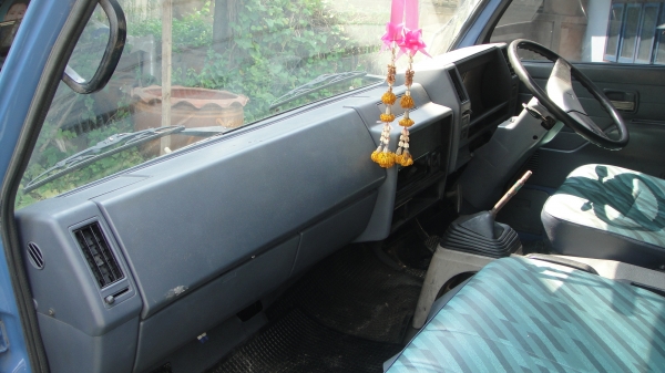 หัว ISUZU NPR หัวเก่านอก สีใหม่สภาพสวย ของครบ ขาหน้า ขาหลัง ยกใส่รถได้เลย หัว ISUZU NPR หัวเก่านอก สีใหม่สภาพสวย ของครบ ขาหน้า ขาหลัง ยกใส่รถได้เลย