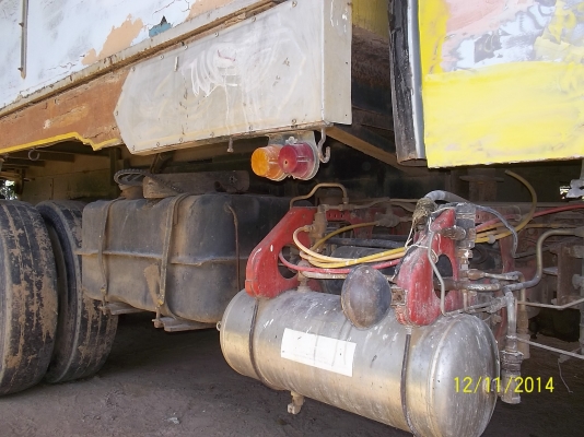 ขาย10ล้อ เครื่อง 240 แรง เอกสารพร้อมโอน