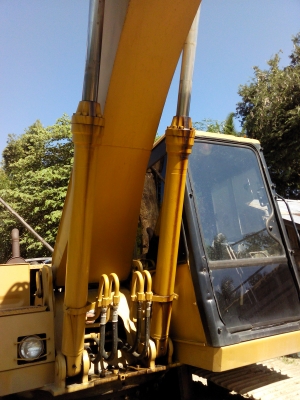 ขาย CAT E200 B สภาพเยี่ยม !!!! ขาย CAT E200 B สภาพเยี่ยม !!!!