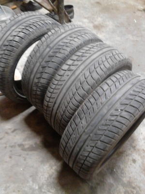 215/45R17 Sime tyres  ASTRA300  ชุด 4 เส้น  TEL.081-427-3941