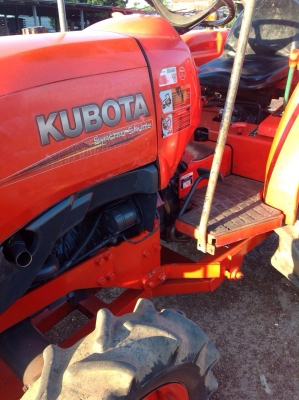 แทรกเตอร์คูโบต้า 3608 สภาพดีพร้อมใช้งาน มีผานดันหน้า และ โรตารี่