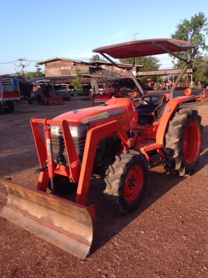 แทรกเตอร์คูโบต้า 3408 สภาพดีเดิมๆ มีผานดันหน้า และ โรตารี่ รถพร้อมใช้งาน