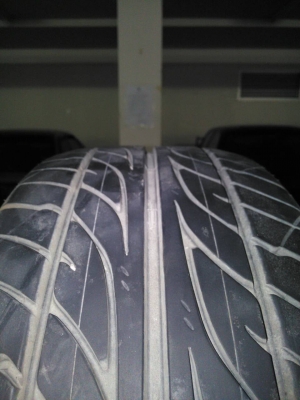 ต้องการขายยาง 225/55/ขอบ16  ปี 2014  (4 เส้น)