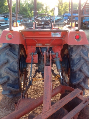 แทรกเตอร์คูโบต้า 2402 โฟวิล สภาพเดิมๆทั้งคันพร้อมใช้งานมีผาน พรวนให้